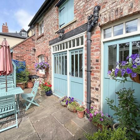 The Old Coach House Villa York Luaran gambar